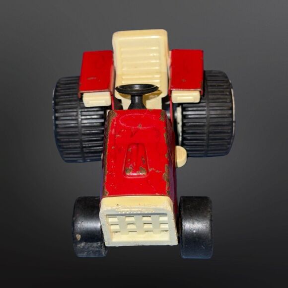 Vintage Tonka Garden Tractor No. 811002 Pressed Steel Plastic Red   A26 - Picture 9 of 10